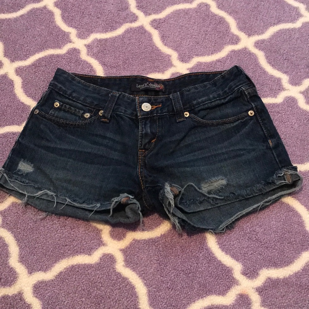 Levi Distressed Shorts